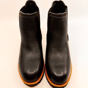 Amore Women Black Elastic sides Beige Trim Shift Ankle Boots 8W 2.5" Round Blooc